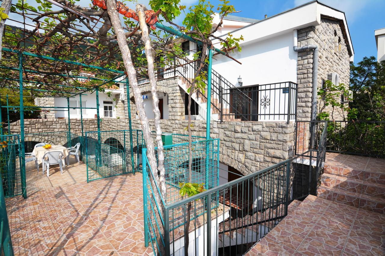 Apartments Jovana Petrovac Exterior foto